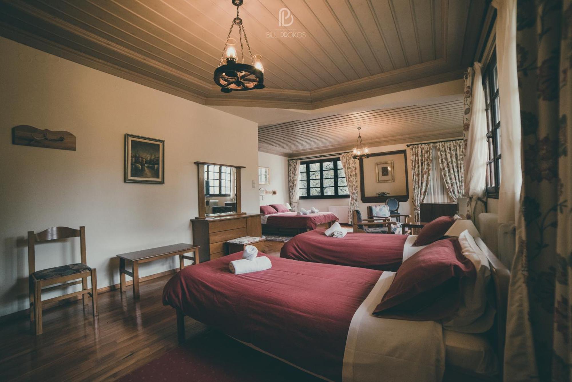 Bourazani Wild Life Resort Konitsa Habitación foto